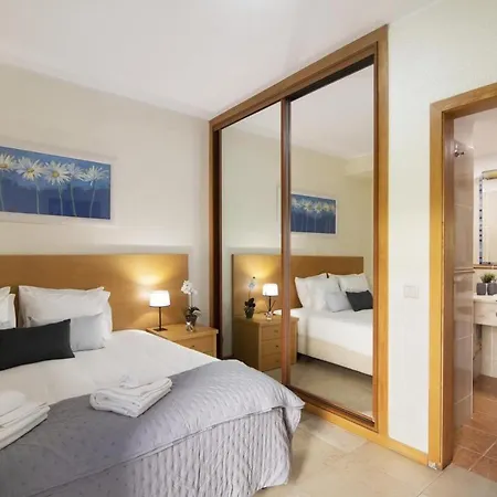 Algarve - Vilamoura - Apt102 Appartement *